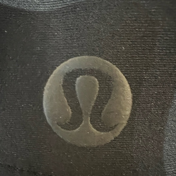 lululemon athletica Varsity High-Rise Pleated Tennis Skirt - Picture 8 of 9